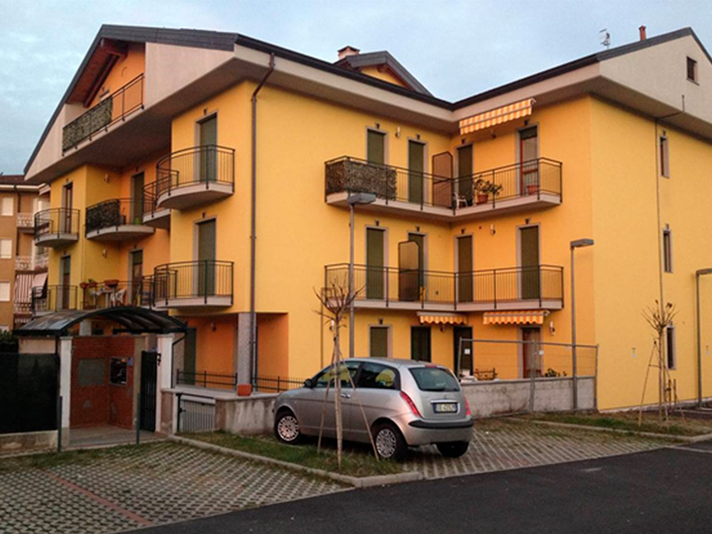Al momento stai visualizzando Condominio “La Fenice” Arona
